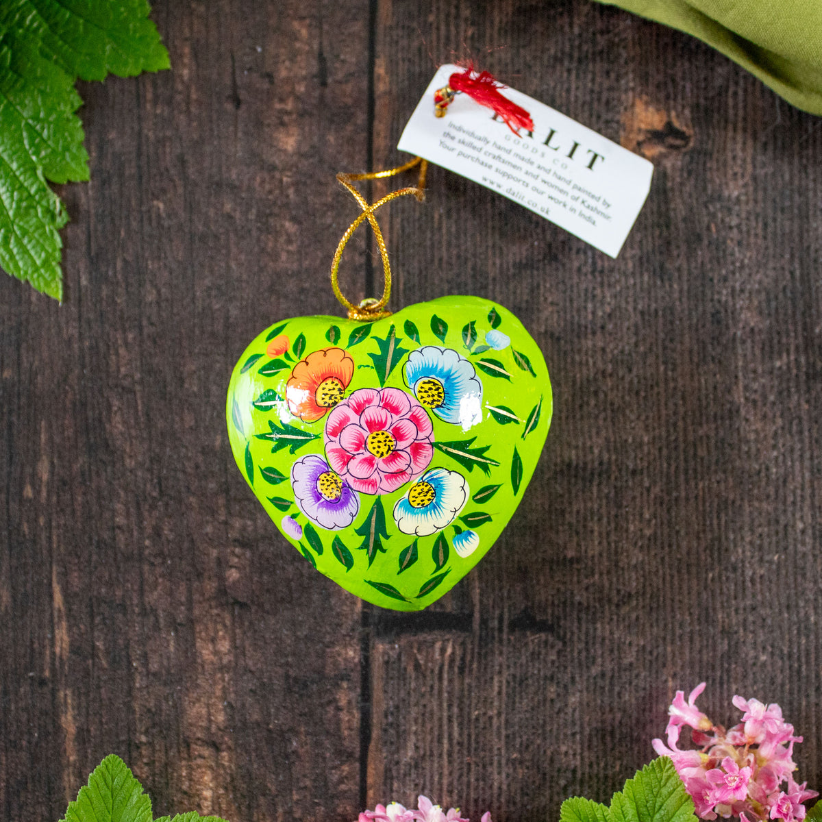 Hanging Spring Decoration - Painted Heart - Green Flowers