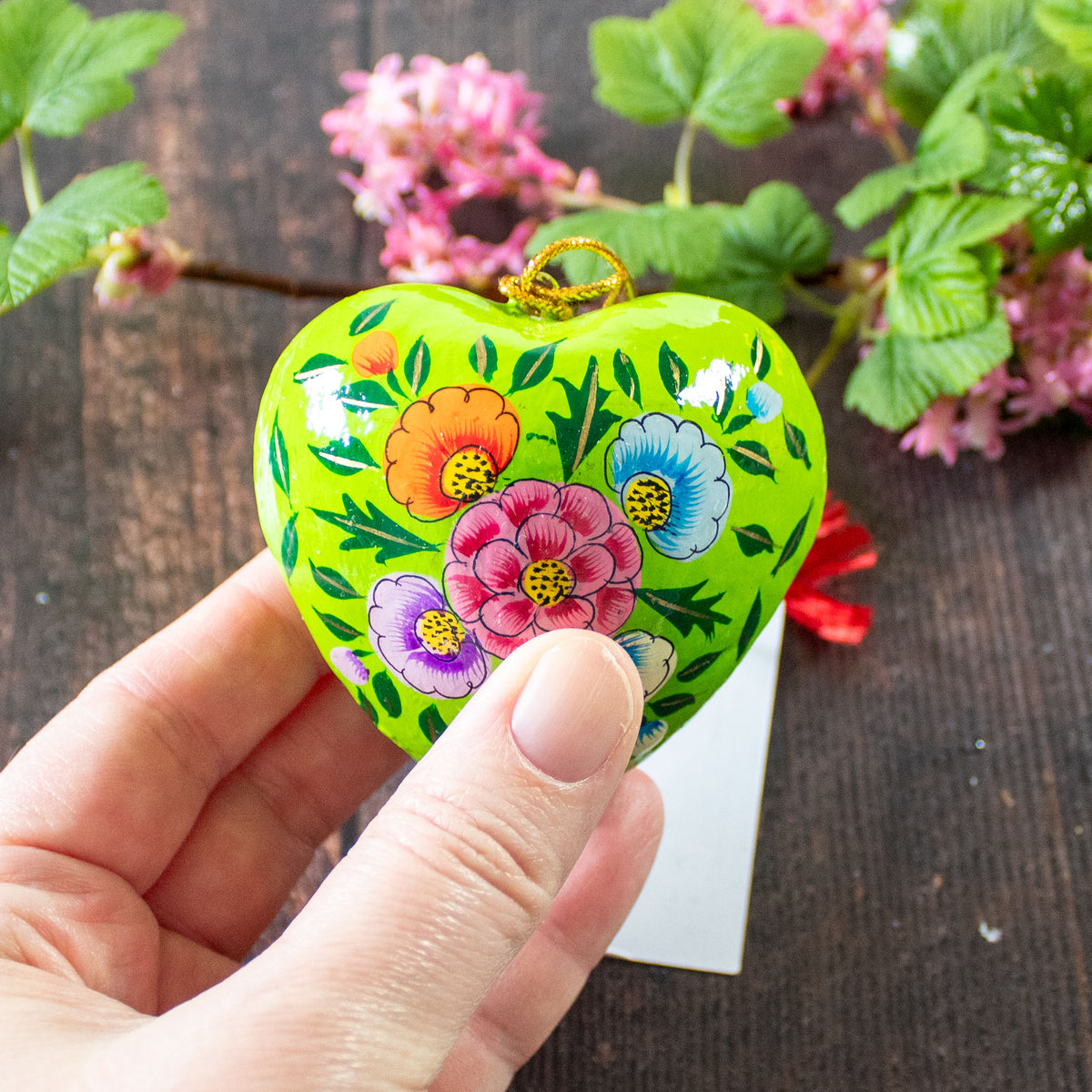 Hanging Spring Decoration - Painted Heart - Green Flowers