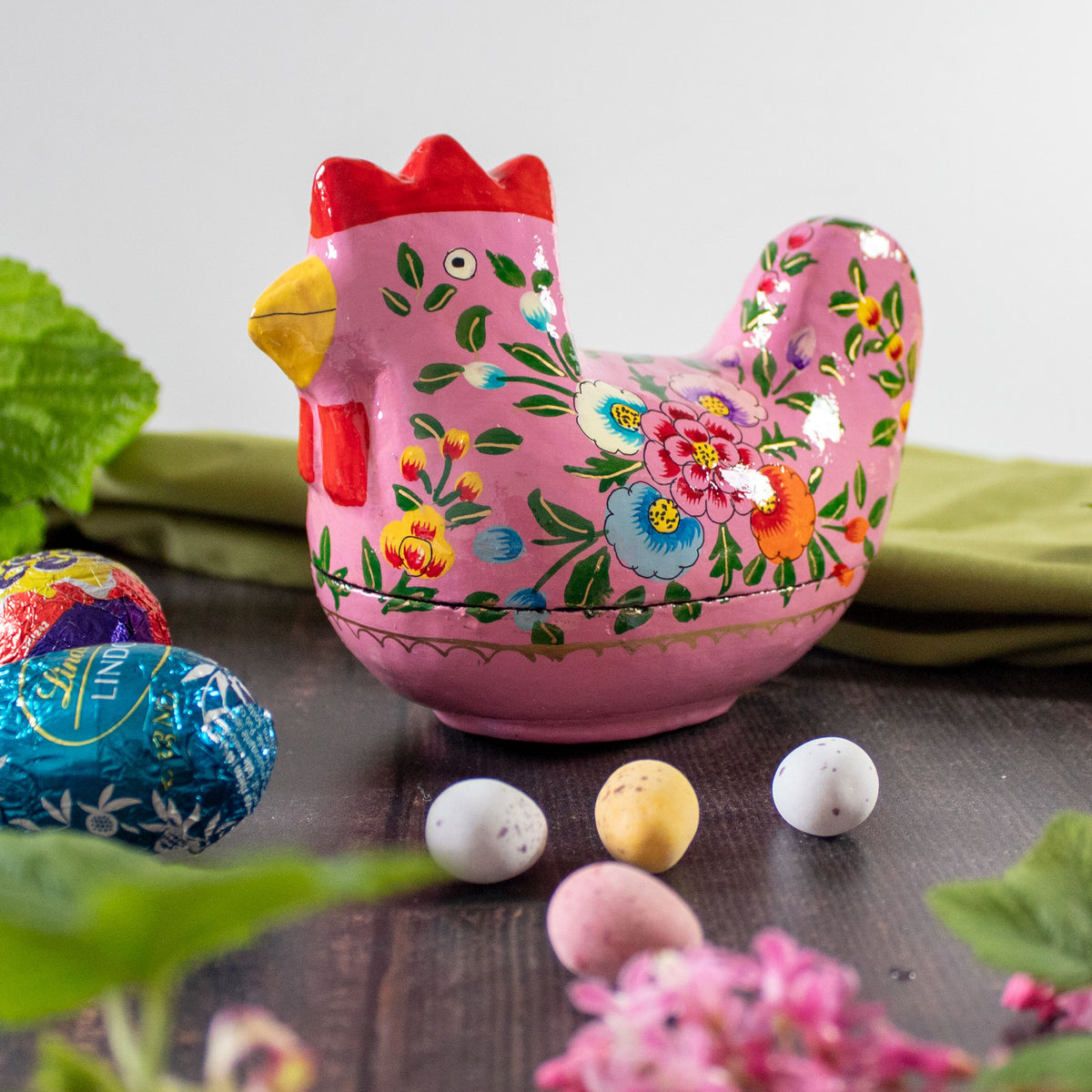 Easter Decoration - Opening Hen - Pink Flowers