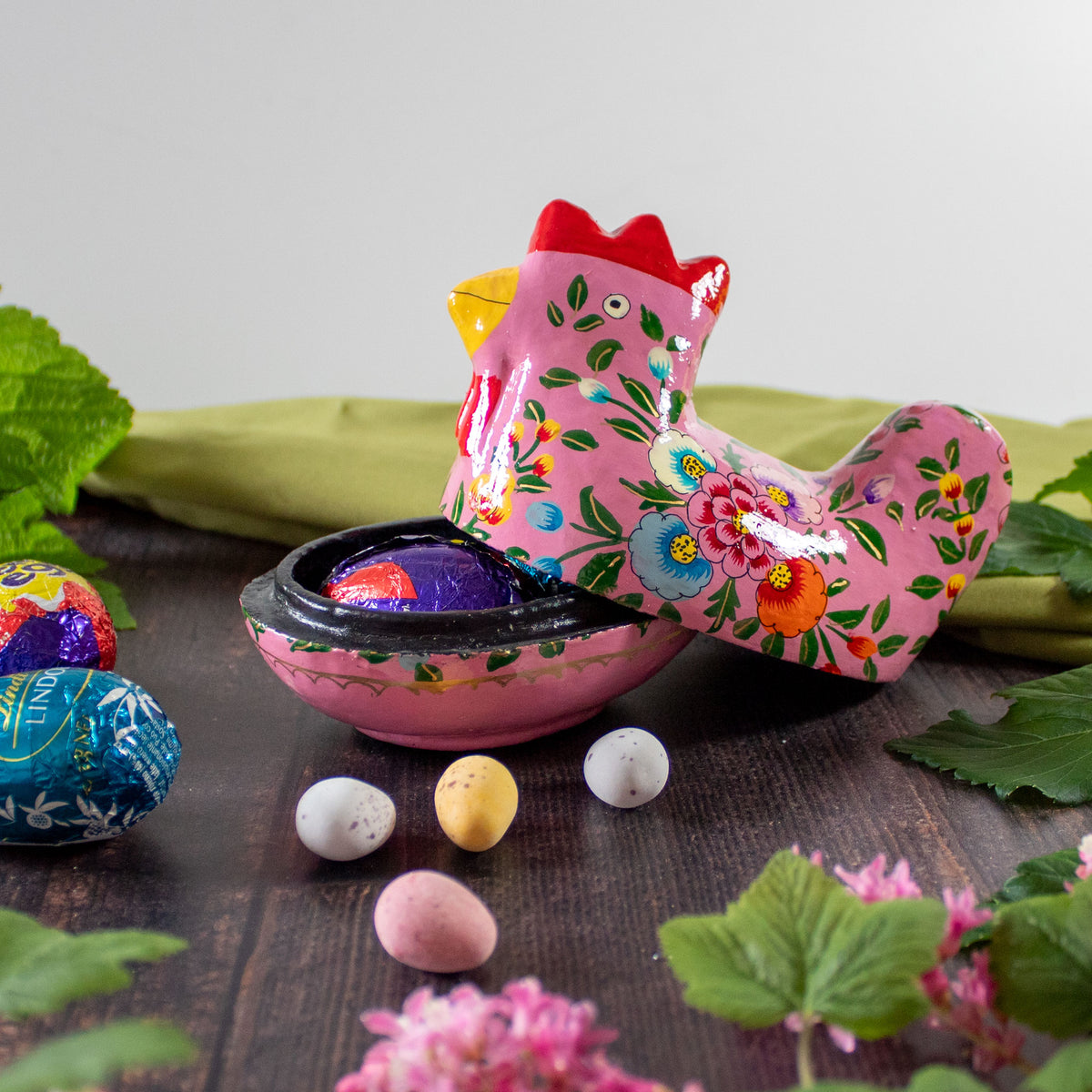 Easter Decoration - Opening Hen - Pink Flowers