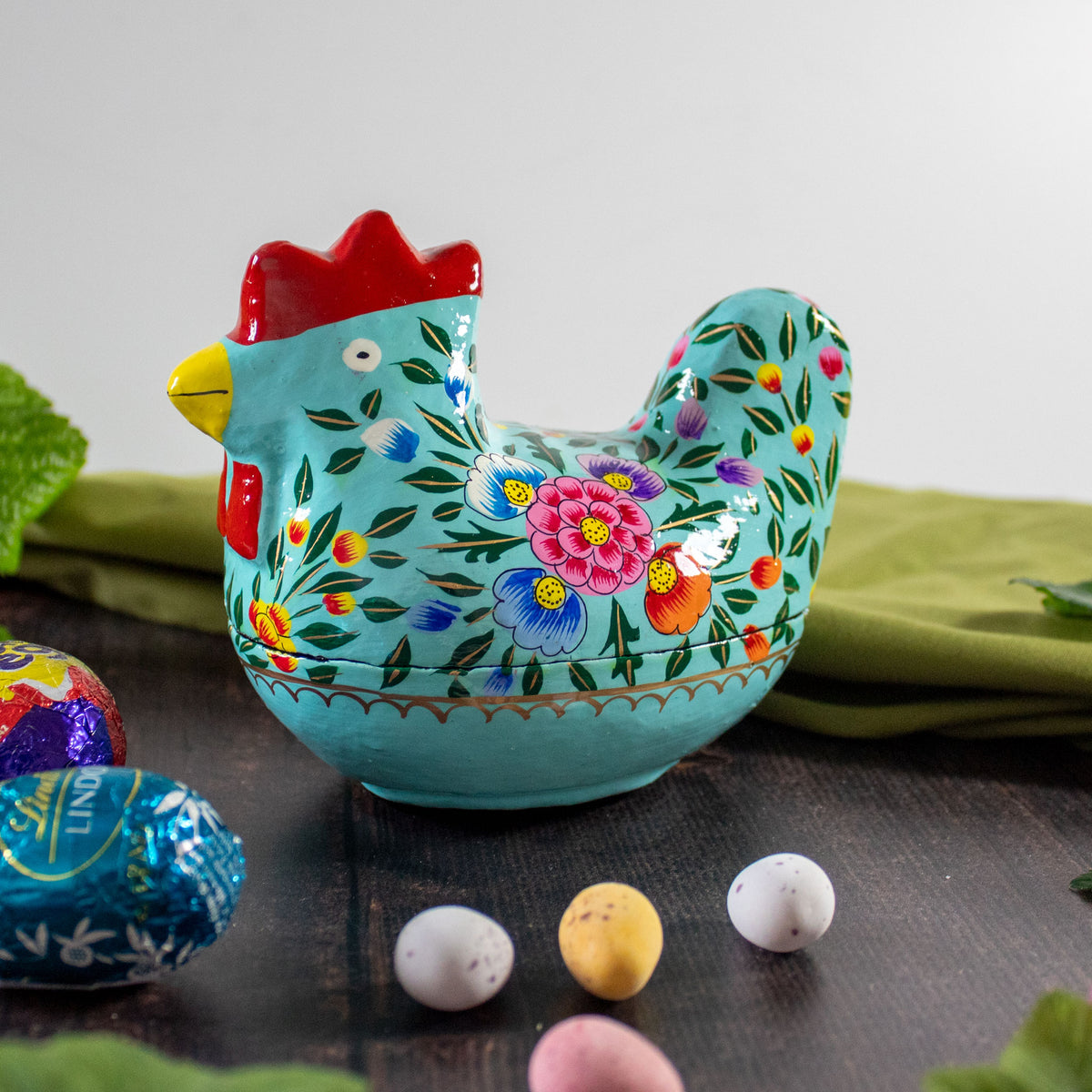 Easter Decoration - Opening Hen - Turquoise Flowers