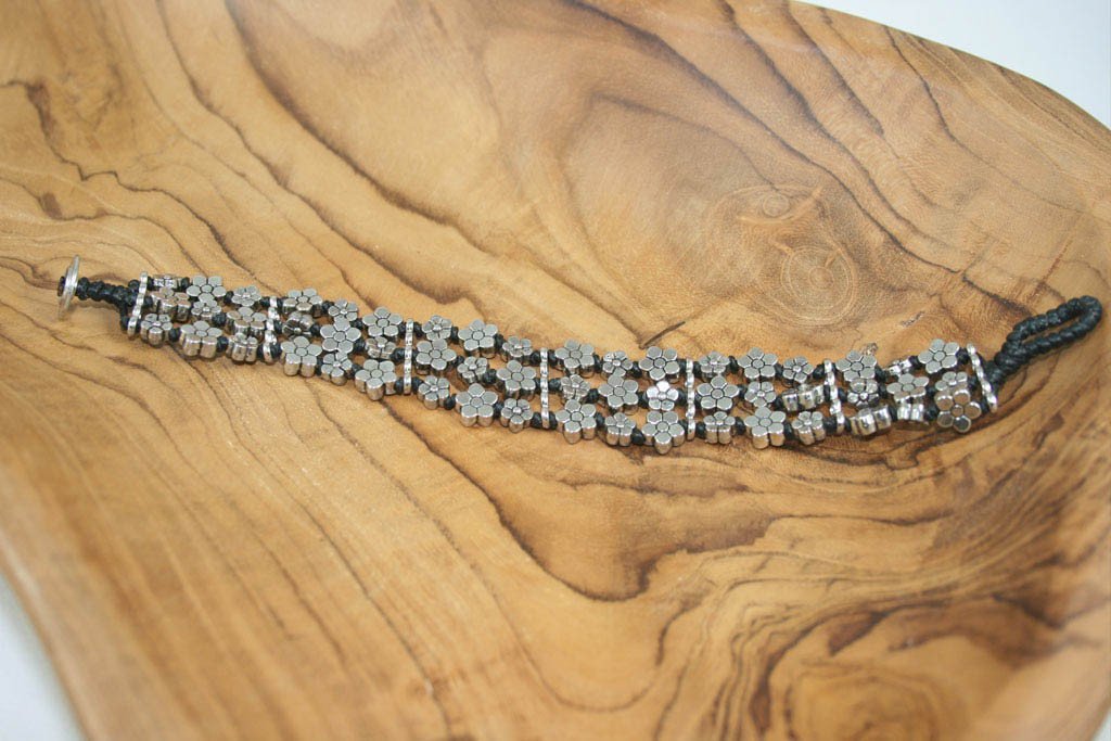 Triple strand flower bracelet | Bracelet - The Naughty Shrew